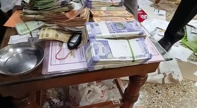 Huge Cash & Property Found From Odisha Govt Official During Vigilance Raid